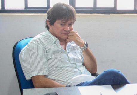 Após denúncia, Ministério Público avança com investigação contra gestão de Léo Cunha suspeita de desviar recursos públicos com empresa de fachada