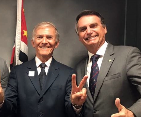 Em vídeo, Bolsonaro destaca as qualidades do candidato a deputado federal Coronel Monteiro no Maranhão