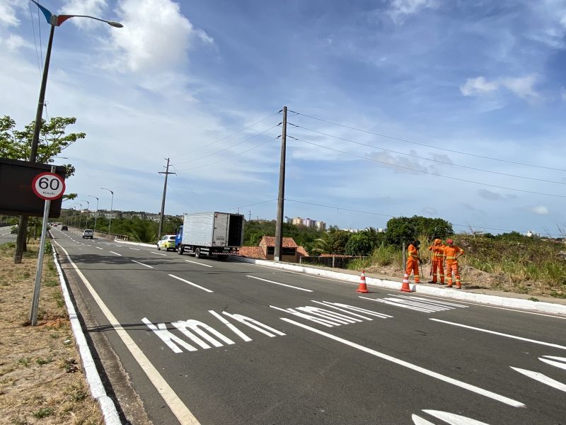 Via Expressa na capital recebe instalação de radar de monitoramento de velocidade