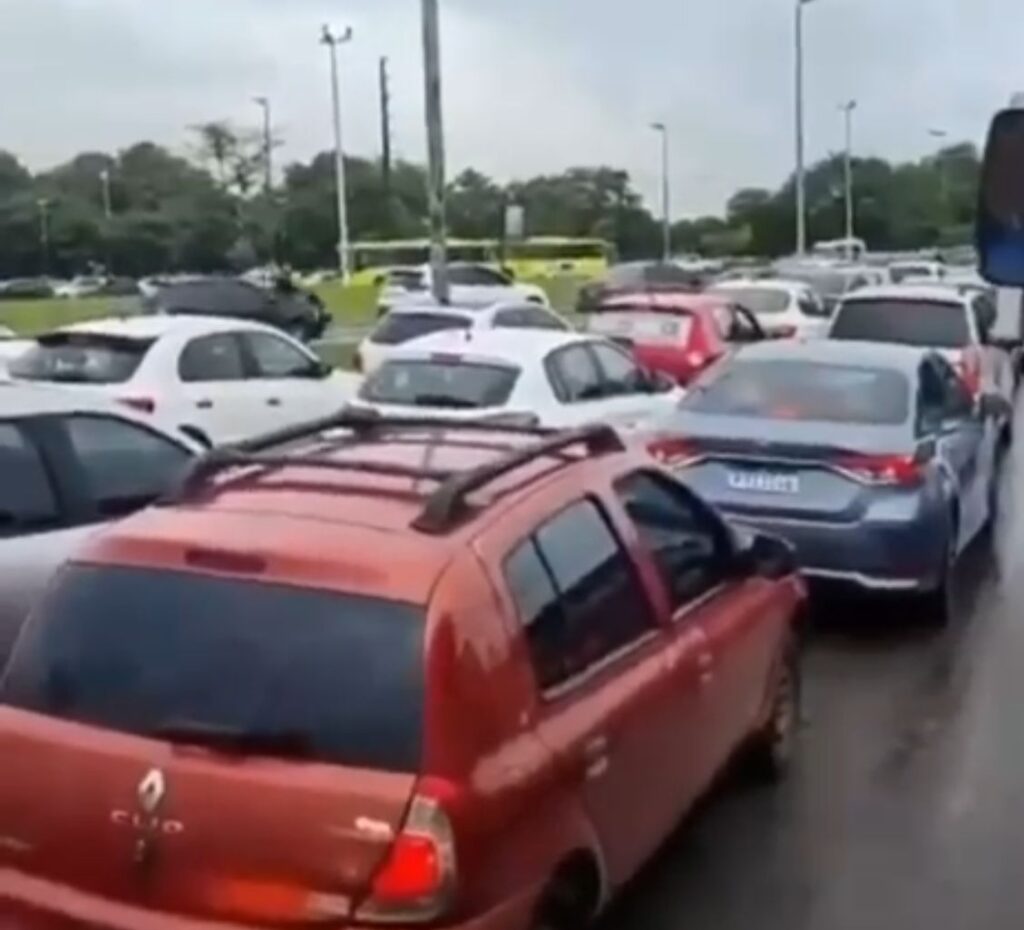 Obra realizada pela Prefeitura de São Luís sem planejamento, gera mega congestionamento e transtornos