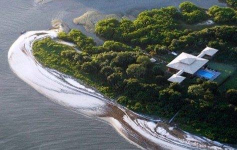 “Ilha do Sarney”, no Maranhão, está disponível para alugar por R$ 15 mil/dia