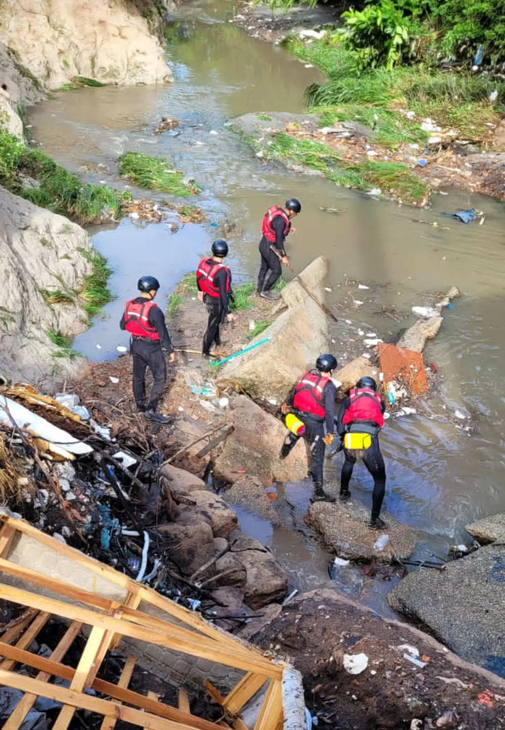 Homem morre após ser arrastado por enxurrada durante chuva em São Luís