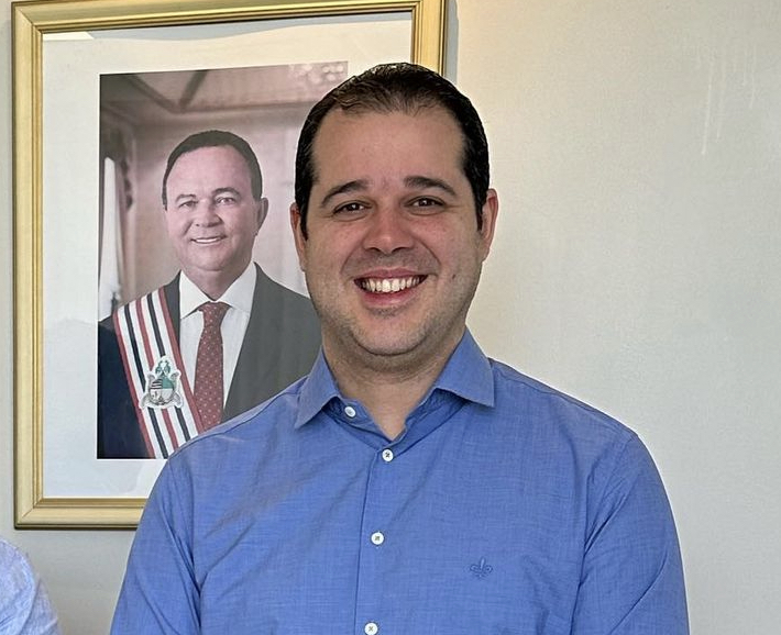 Dr. Adriano manda um recado para Rigo Teles: “Falta um ano para libertarmos Barra do Corda”