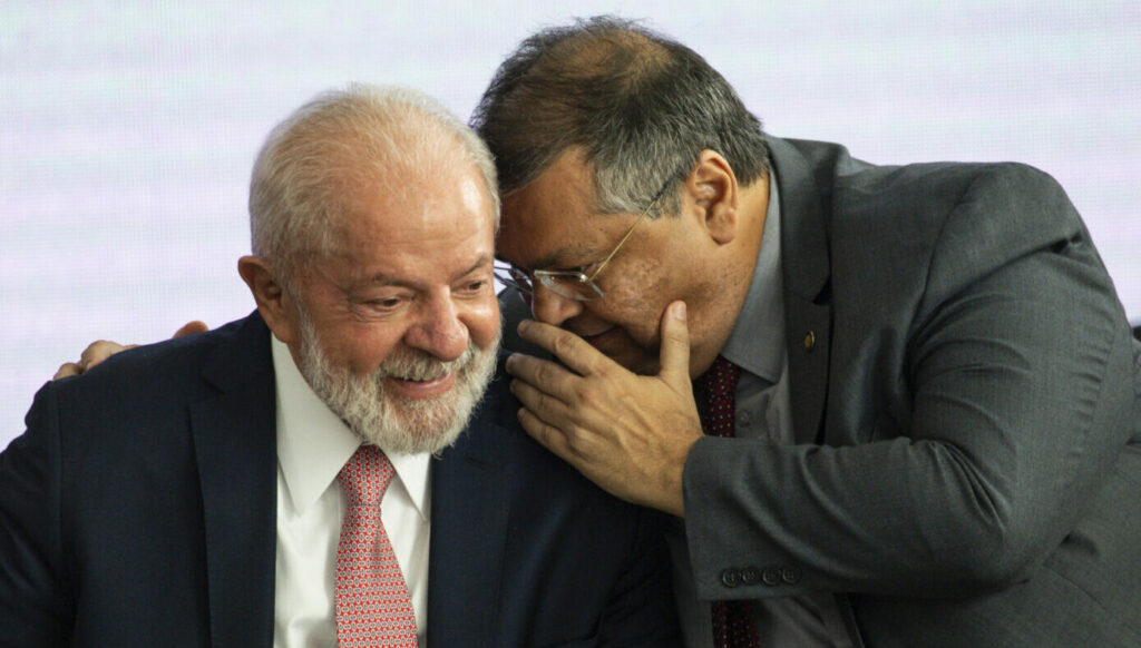 Lula diz estar em dúvida sobre Dino no STF ou no ministério e não descarta mulher ou negro