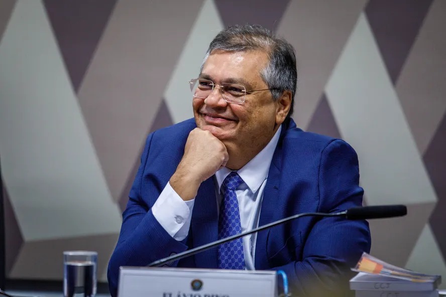 Flávio Dino terá salário de R$ 44 mil e 34 funcionários a sua disposição no STF