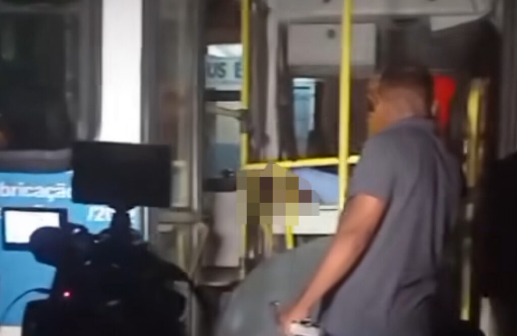 Dois assaltos a ônibus e um motorista morto com tiro na cabeça nesta segunda-feira em São Luís