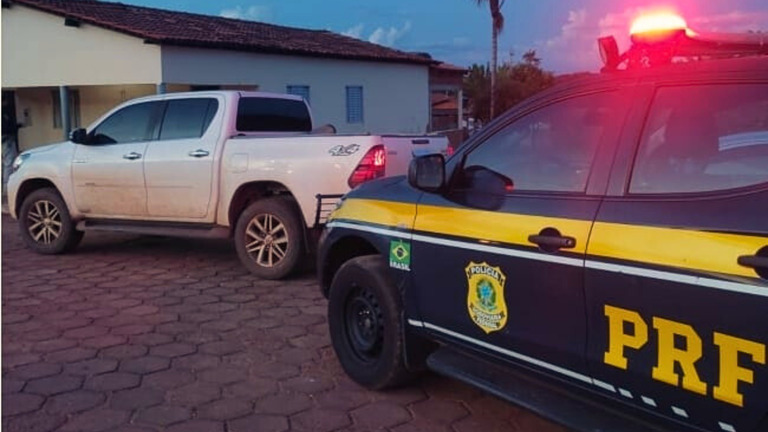 PRF recupera três veículos roubados nos municípios de Caxias, Riachão e Feira Nova do Maranhão