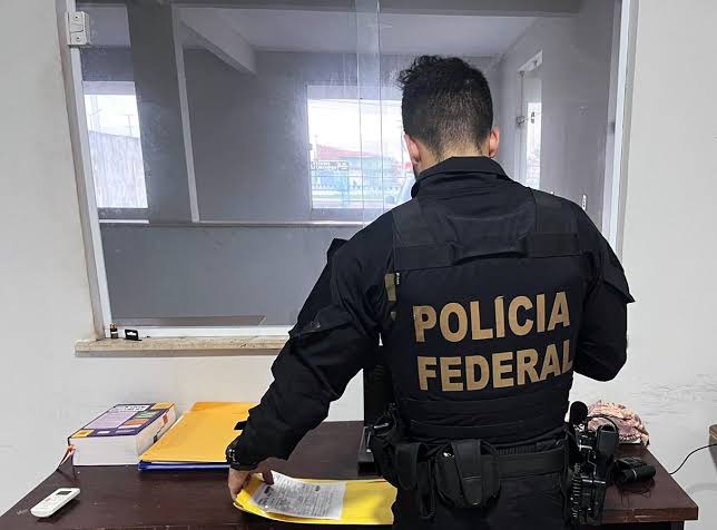 PF realiza nas cidades de Buriticupu, Santa Inês, Imperatriz operação contra emissão de diplomas falsos