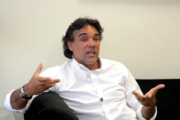 Há dez anos, Edinho Lobão então candidato ao Governo do Maranhão afirmava que só começava a trabalhar às 9 da manhã