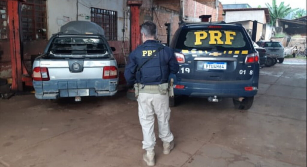 PRF recupera veículos roubados em Estreito e Açailândia
