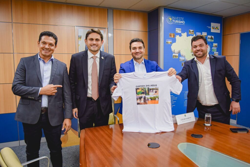 Em reunião com ministro do Turismo, Jayme e Chiquinho Bringel buscam investimentos para Carolina