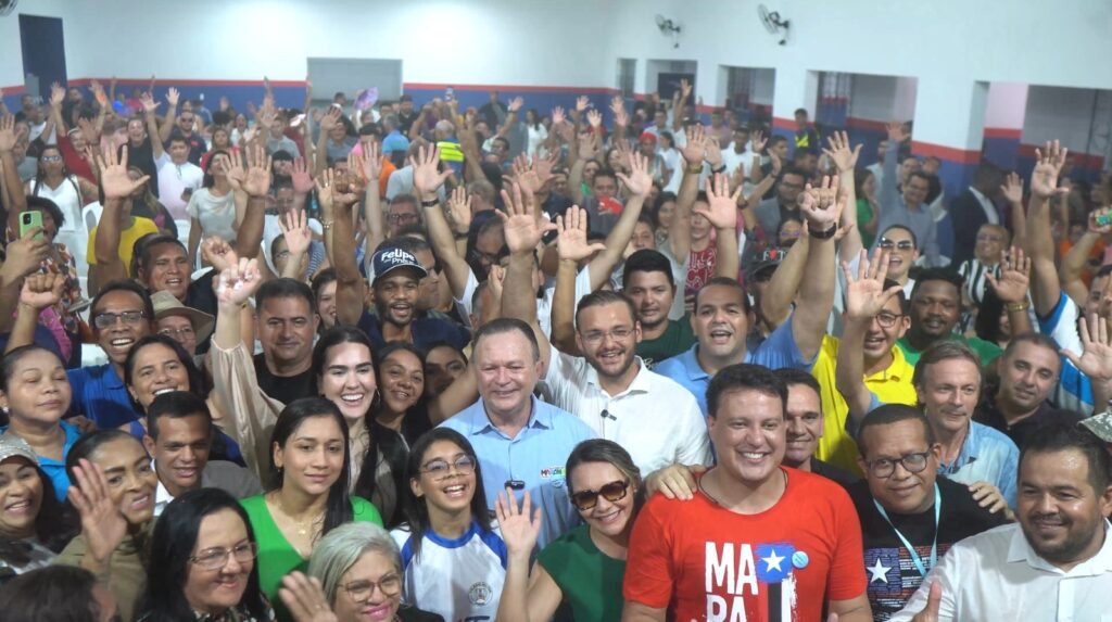 Em meio a inaugurações, Carlos Brandão é recebido com festa em Santa Inês onde reafirma apoio total a Felipe dos Pneus