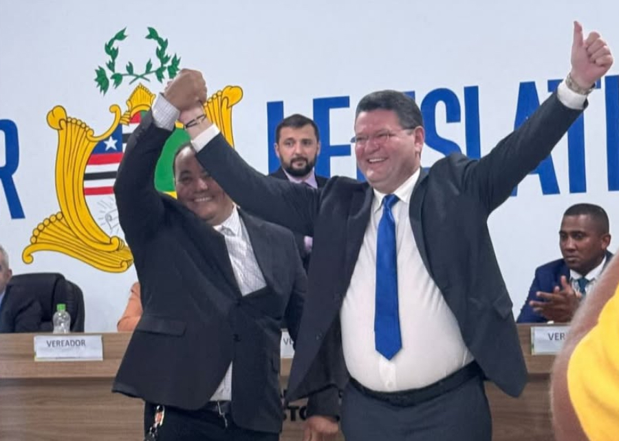 Enoque Mota toma posse para o quarto mandato como prefeito de Pastos Bons