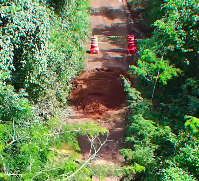Empresa Maity Bioenergia é acusada de fechar estrada vicinal em Campestre prejudicando transporte escolar e moradores