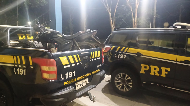 Moto furtada em São Luís é recuperada uma hora depois na BR-135 pela PRF