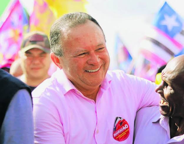 Após sinalizar que vai apoiar o sobrinho para sucessão, imprensa nacional repercute contratos de empresa de Colinas no governo Brandão