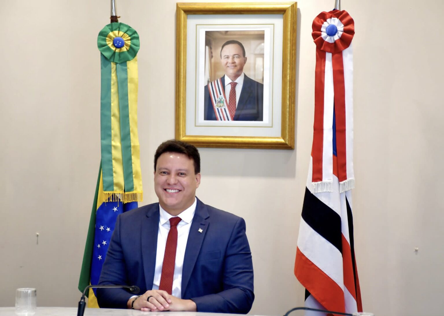 Governador Carlos Brandão cumpre agenda internacional na Suécia e França e Camarão assume o Governo