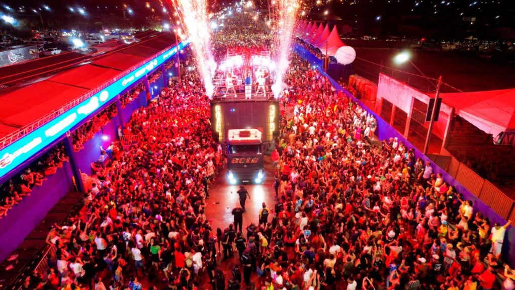 Gestão de Dr. Benjamim resgata cultura de Açailândia com edição do Açailândia Folia 2025 com recorde de público