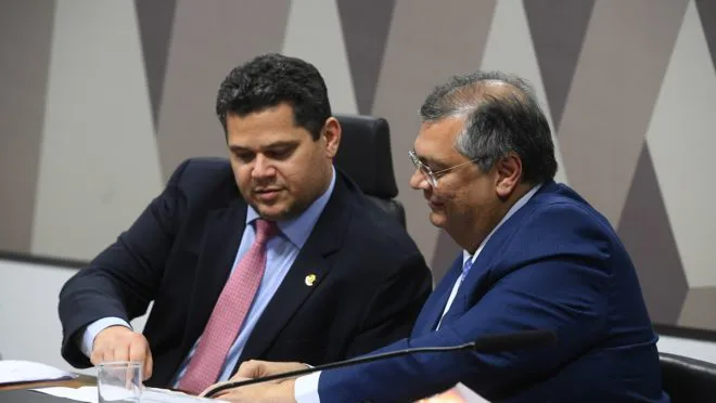 Presidente do Senado diz que o pedido de impeachment de Flávio Dino do STF não avançará na Casa