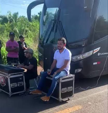 Cantor Flaguim Moral viaja 800 km para show em Timon, mas cancela apresentação após contratante não pagar cachê
