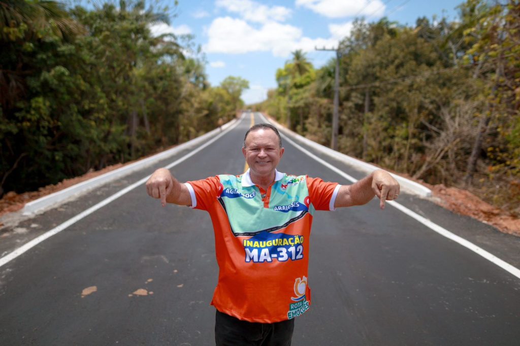 Brandão entrega MA-312 que liga a região dos Lençóis Maranhenses ao Delta do Parnaíba