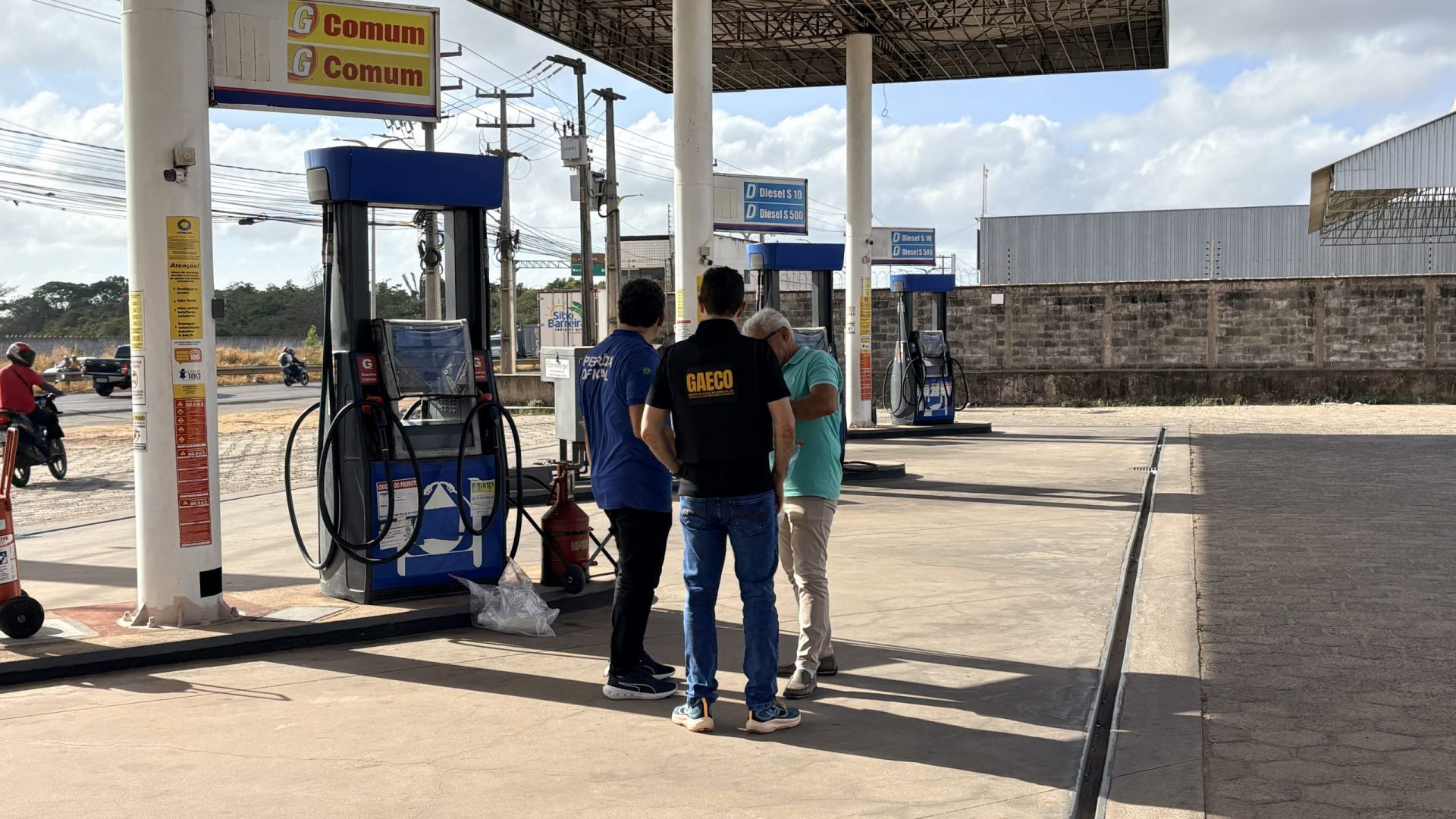 Operação investiga postos por sonegação e venda de combustível adulterado no Maranhão