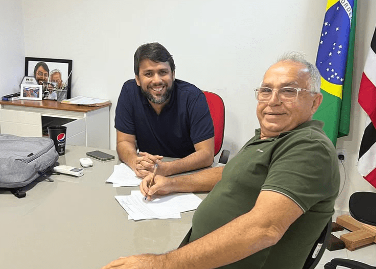 Flávio Dino manda PF investigar emenda de Pedro Lucas que desapareceu em contas de prefeitura do Maranhão