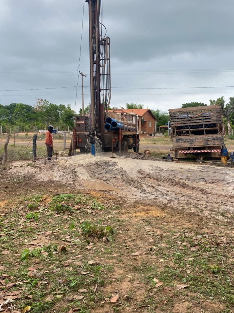 Após anos com população sofrendo com a falta de água, gestão de Heider Nunes inicia a perfuração de poços em São Félix de Balsas