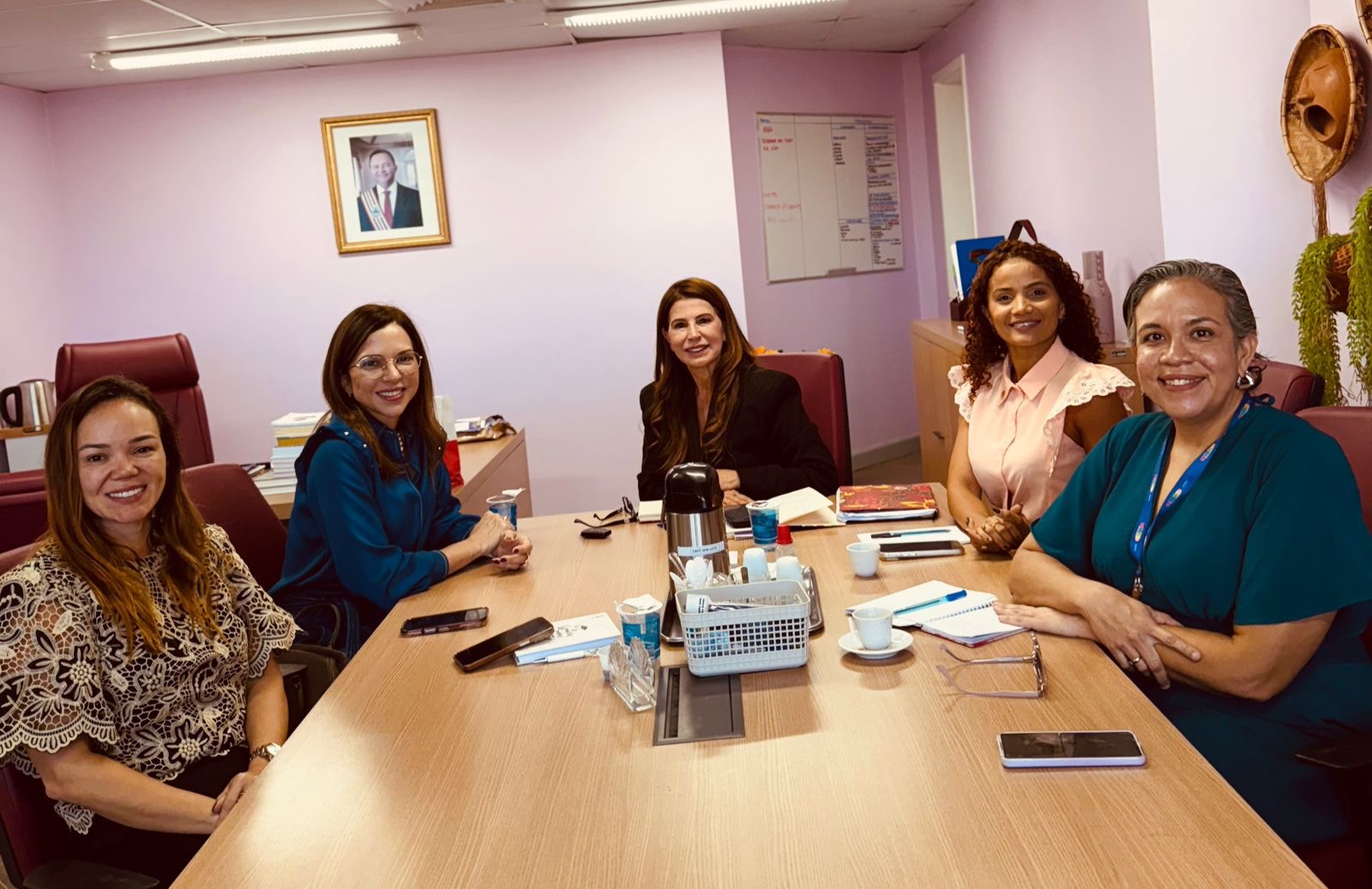 Secretária da Mulher, Abigail, se reúne com a conselheira Flávia Gonzales para ampliar políticas de gênero no Maranhão
