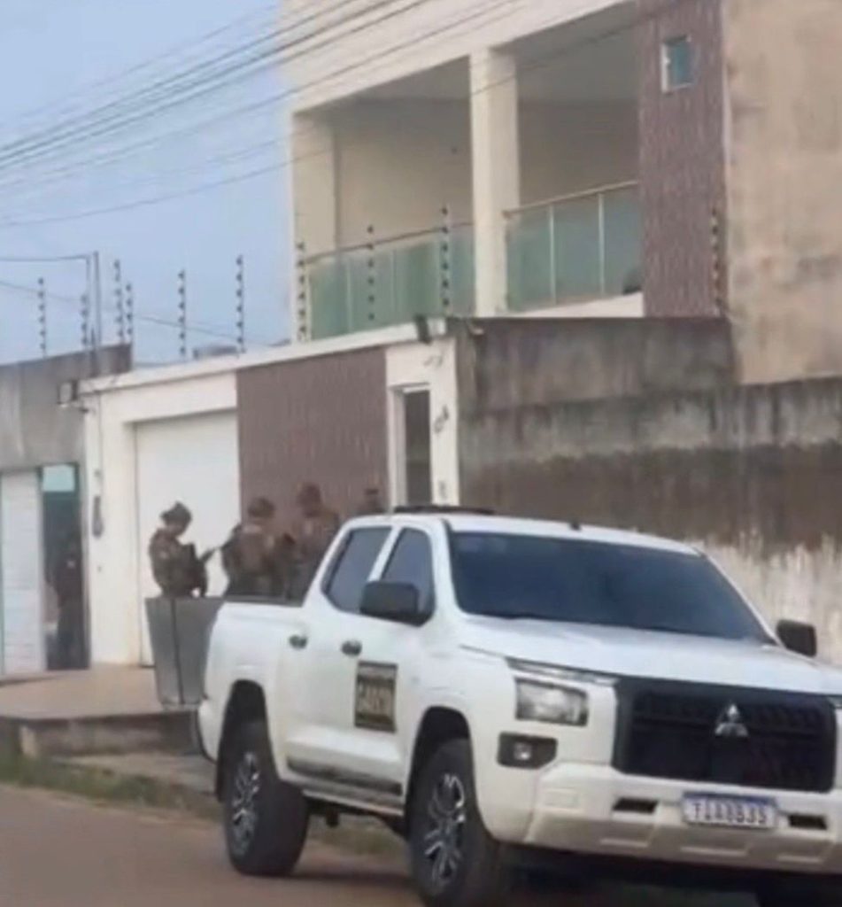 VÍDEO: Gaeco amanhece novamente na porta do prefeito João Carlos em Buriticupu
