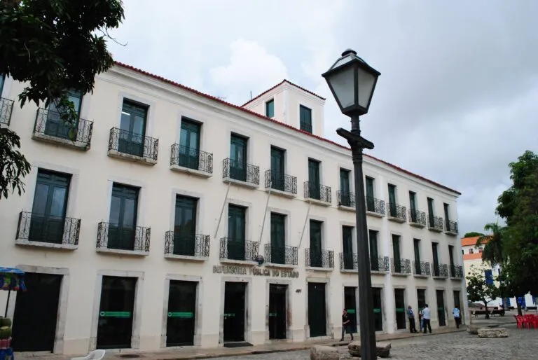 Rede hoteleira de Portugal abre vagas de emprego para nova unidade em São Luís com salários de até R$ 18 mil