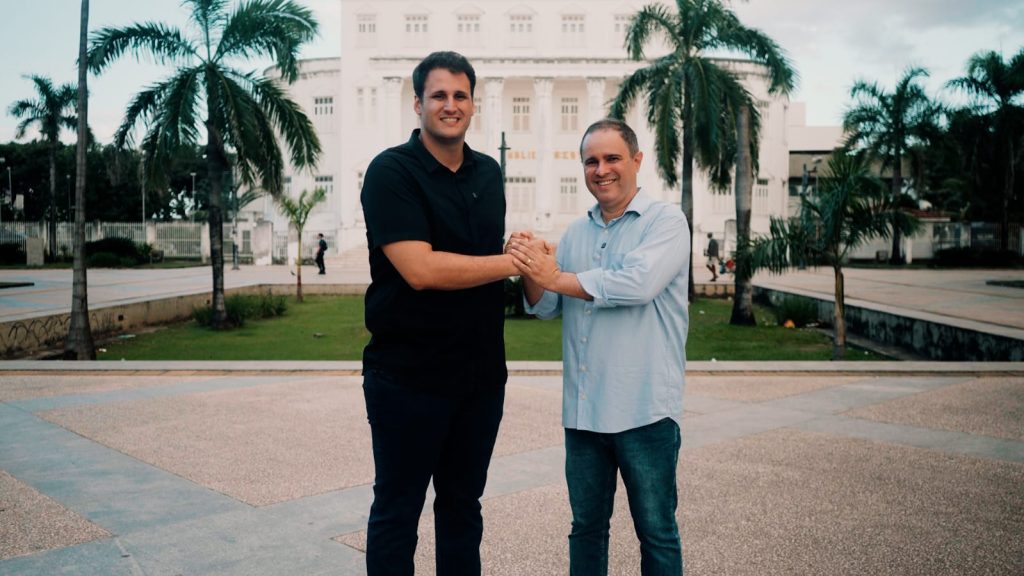 Buscando equilibrar o resultado das eleições em São Luís, Orleans Brandão anuncia ex-prefeito Edivaldo Holanda Jr. como seu vice
