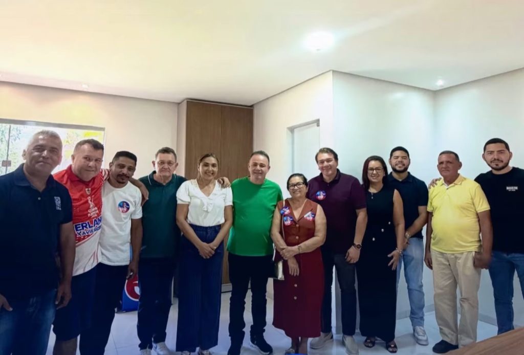 Erlanio Xavier recebe forte apoio de vereadores e lideranças de Poção de Pedras