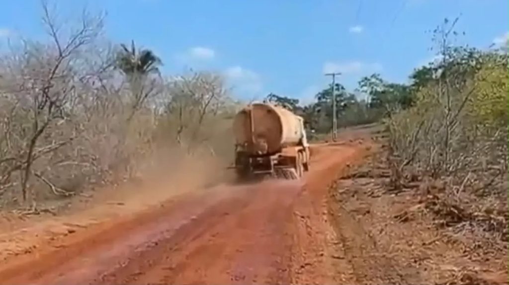 Prefeitura de São Francisco do Maranhão intensifica recuperação de estradas vicinais e melhora acesso às comunidades rurais
