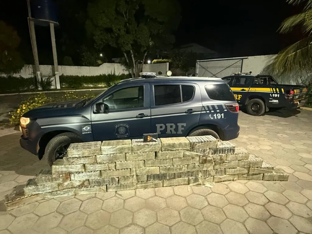 PRF apreende 450 kg de cocaína escondidos em semirreboques na BR-222 em Chapadinha